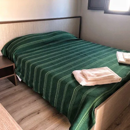 波普鲁斯酒店 住宿加早餐酒店 3*