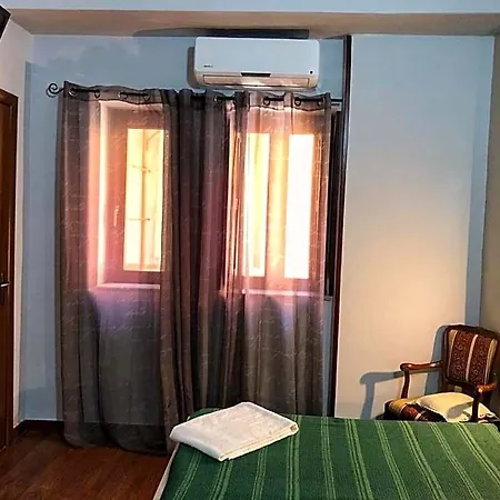 Bed & Breakfast Populus 3*