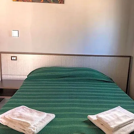 Bed & Breakfast Populus 3*